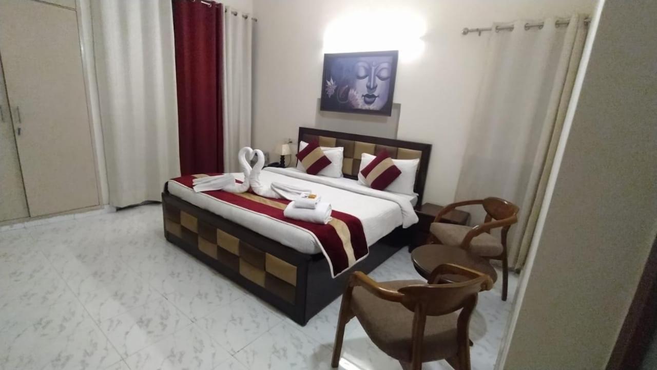Maplewood Guest House, Neeti Bagh, New Delhiit Is A Boutiqu Guest House - Room 5 Exteriér fotografie