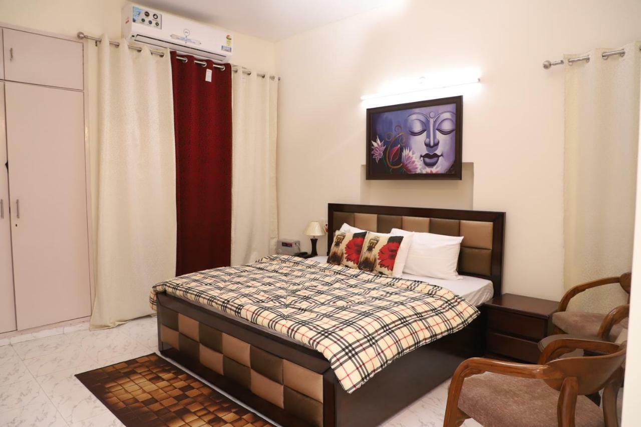 Maplewood Guest House, Neeti Bagh, New Delhiit Is A Boutiqu Guest House - Room 5 Exteriér fotografie