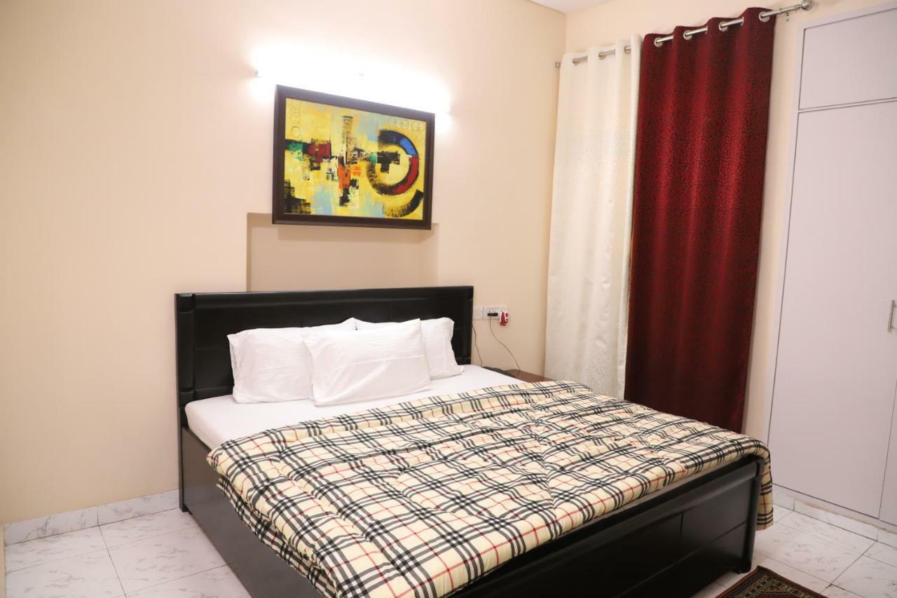 Maplewood Guest House, Neeti Bagh, New Delhiit Is A Boutiqu Guest House - Room 5 Exteriér fotografie