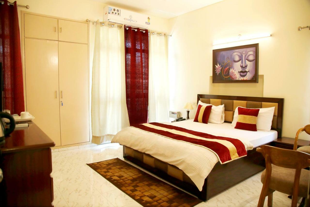 Maplewood Guest House, Neeti Bagh, New Delhiit Is A Boutiqu Guest House - Room 5 Exteriér fotografie