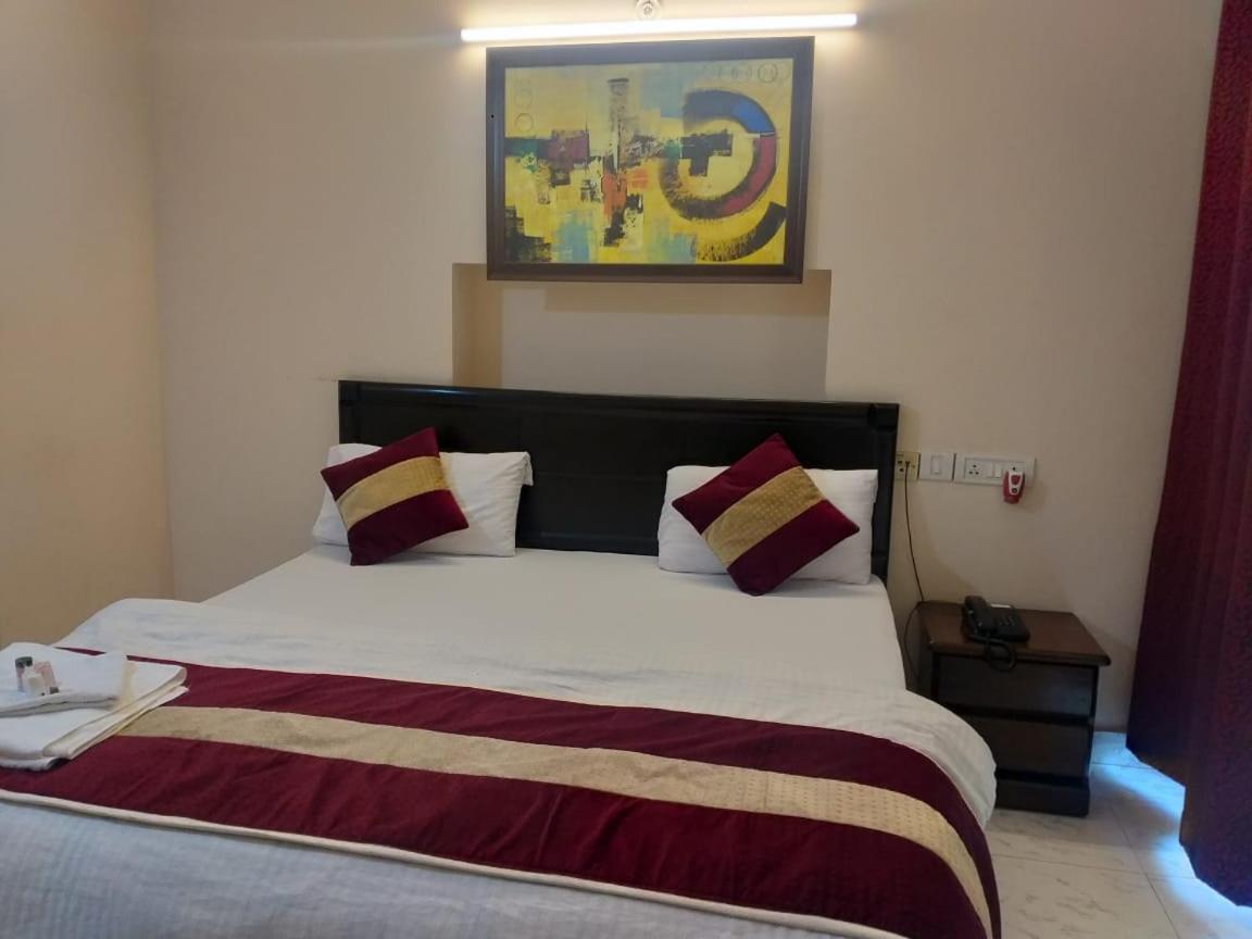 Maplewood Guest House, Neeti Bagh, New Delhiit Is A Boutiqu Guest House - Room 5 Exteriér fotografie